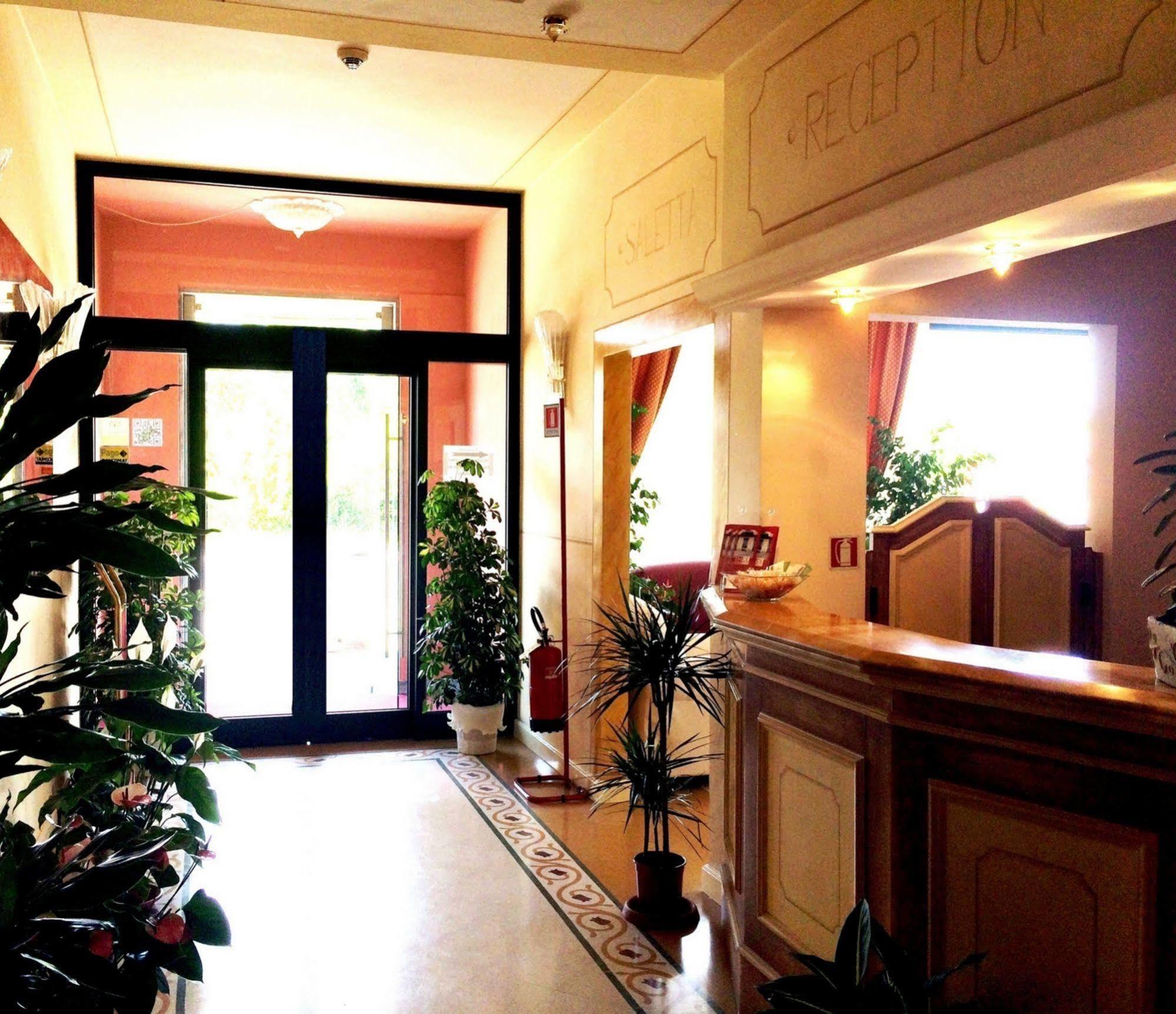 Hotel Sextum Bientina Exteriér fotografie
