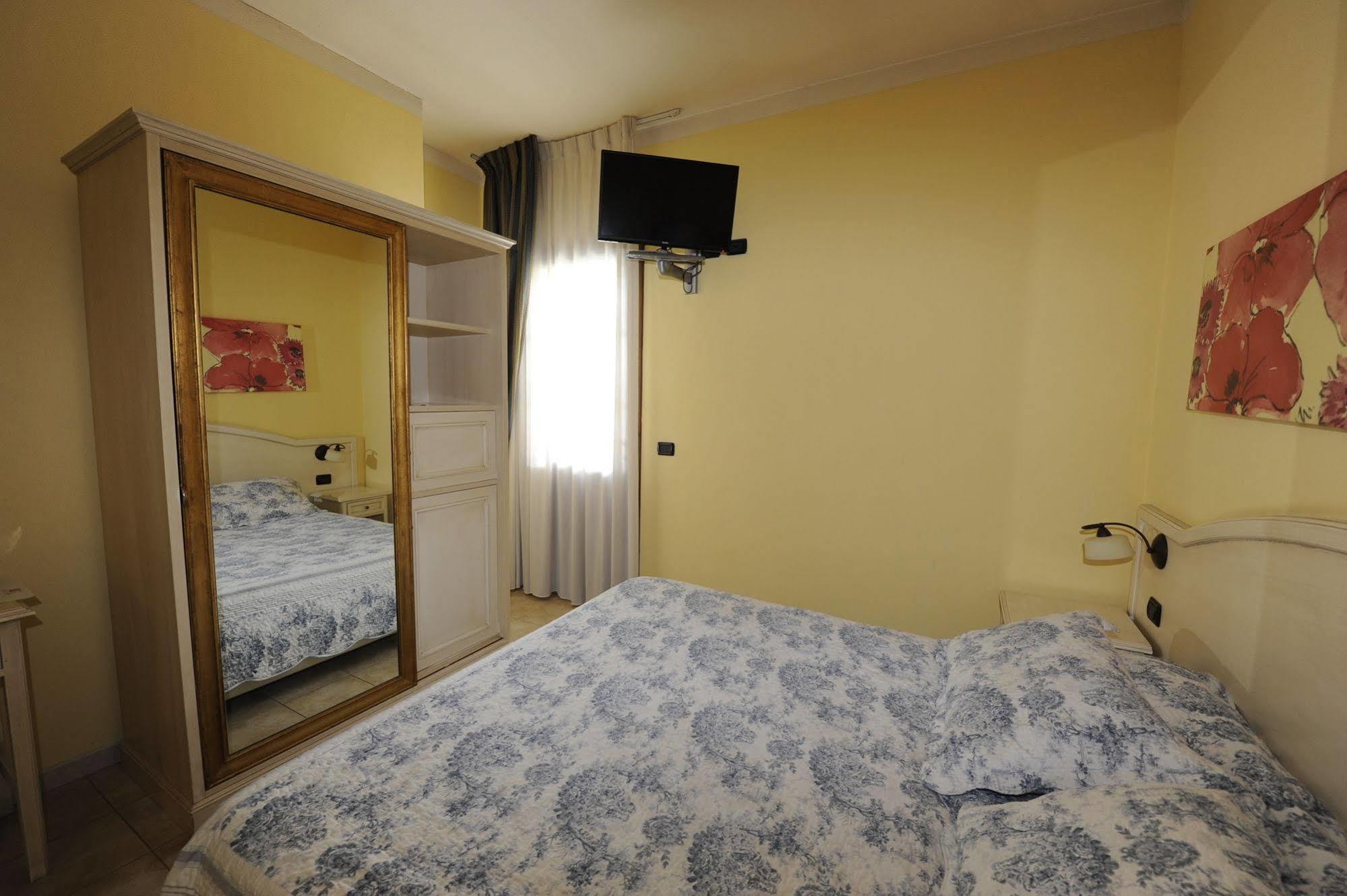Hotel Sextum Bientina Exteriér fotografie